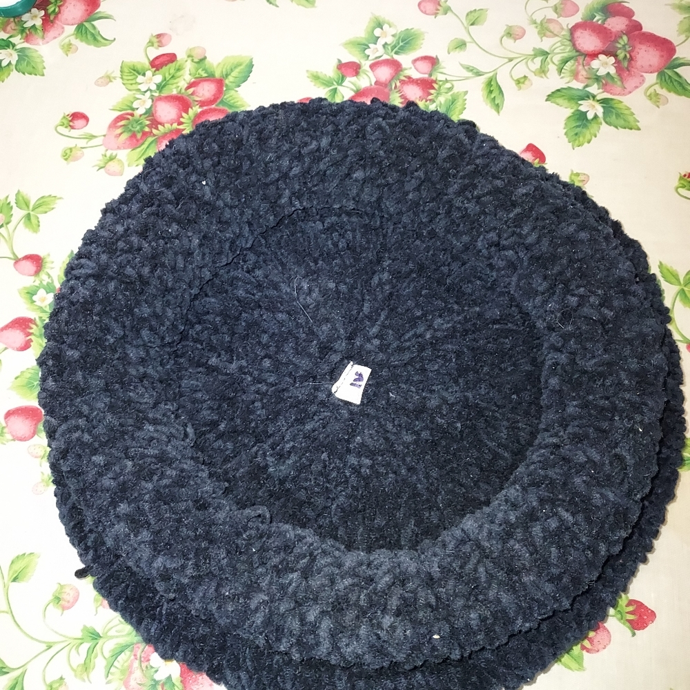 Knitted hat - Picture 3 of 3